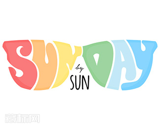 Sunday by Sun度假村标志
